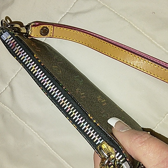 Dooney & Bourke Wristlet with Multicolor Logo & heart zipper pull - Picture 5 of 6